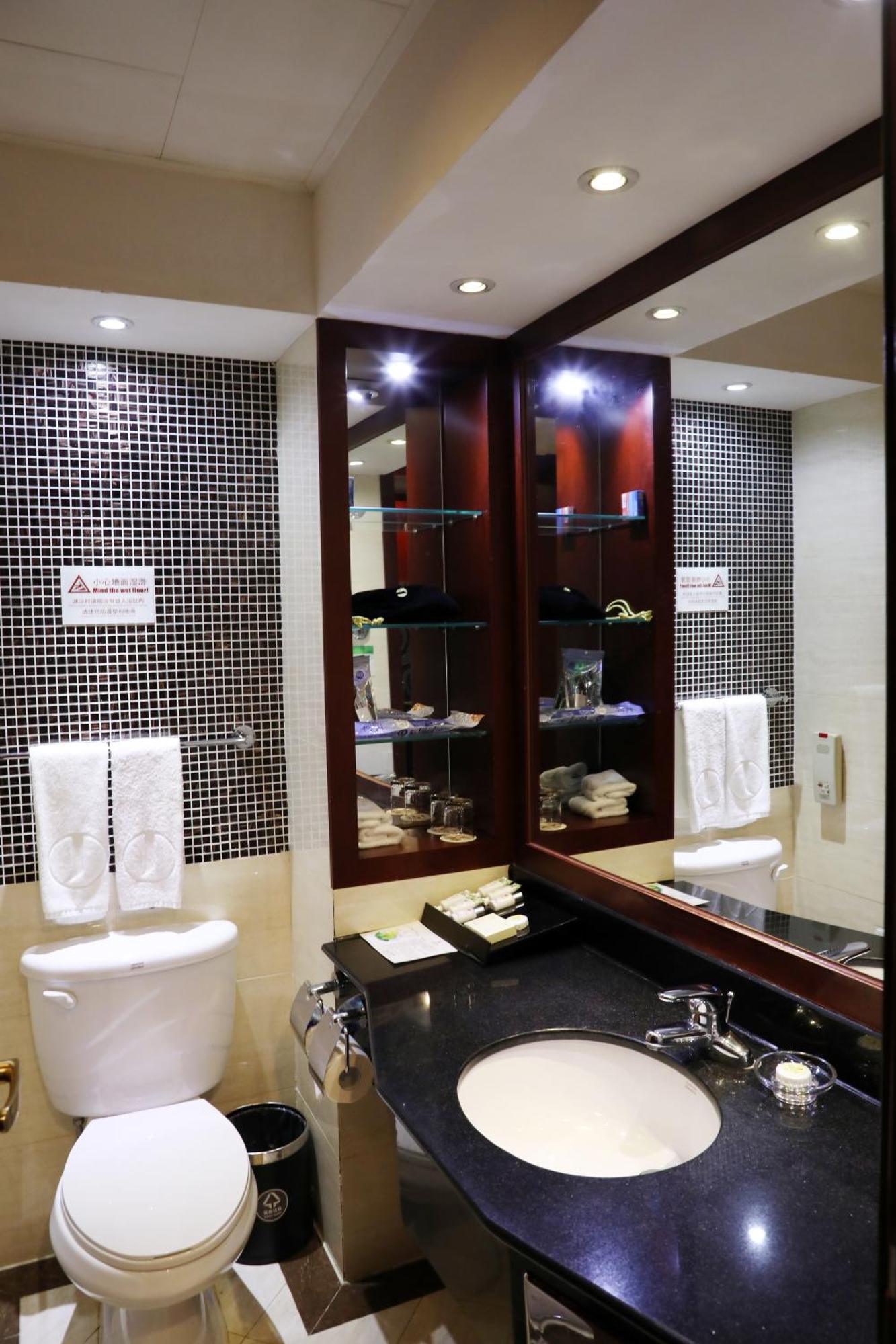 Executive King Room,1756544147:JPEG
