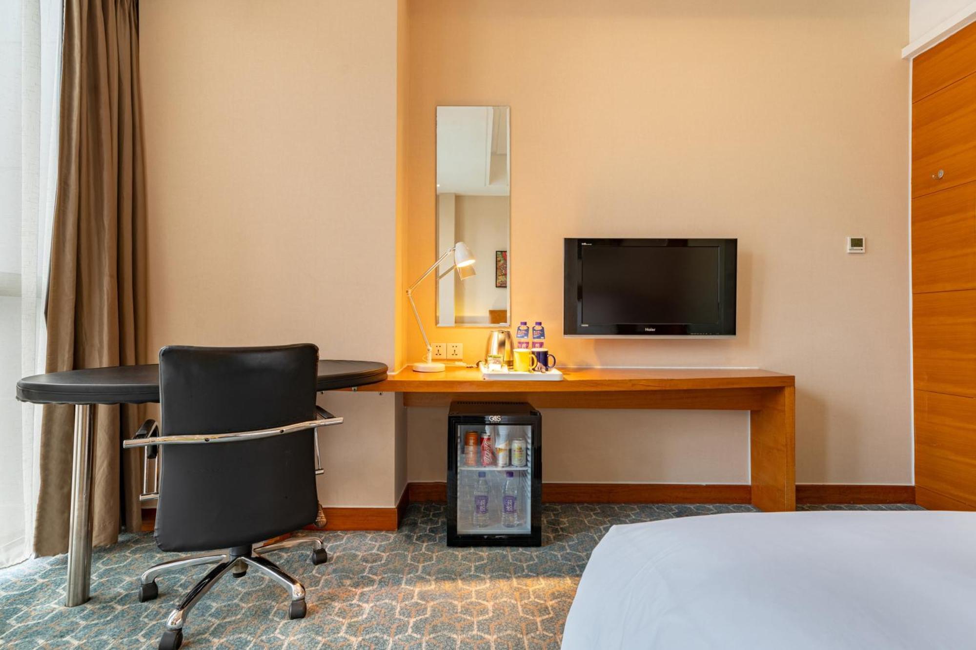 Standard King Room with Extra Floor Space,1278524689:JPEG