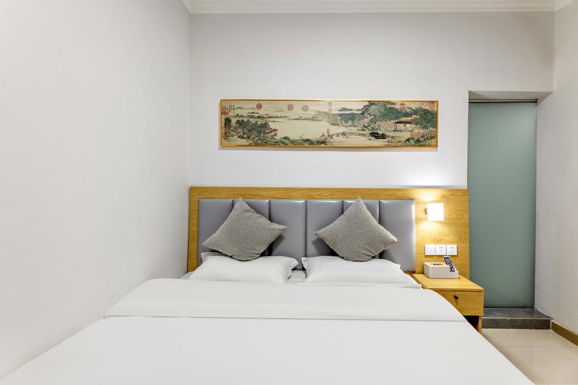 Double Room without Window