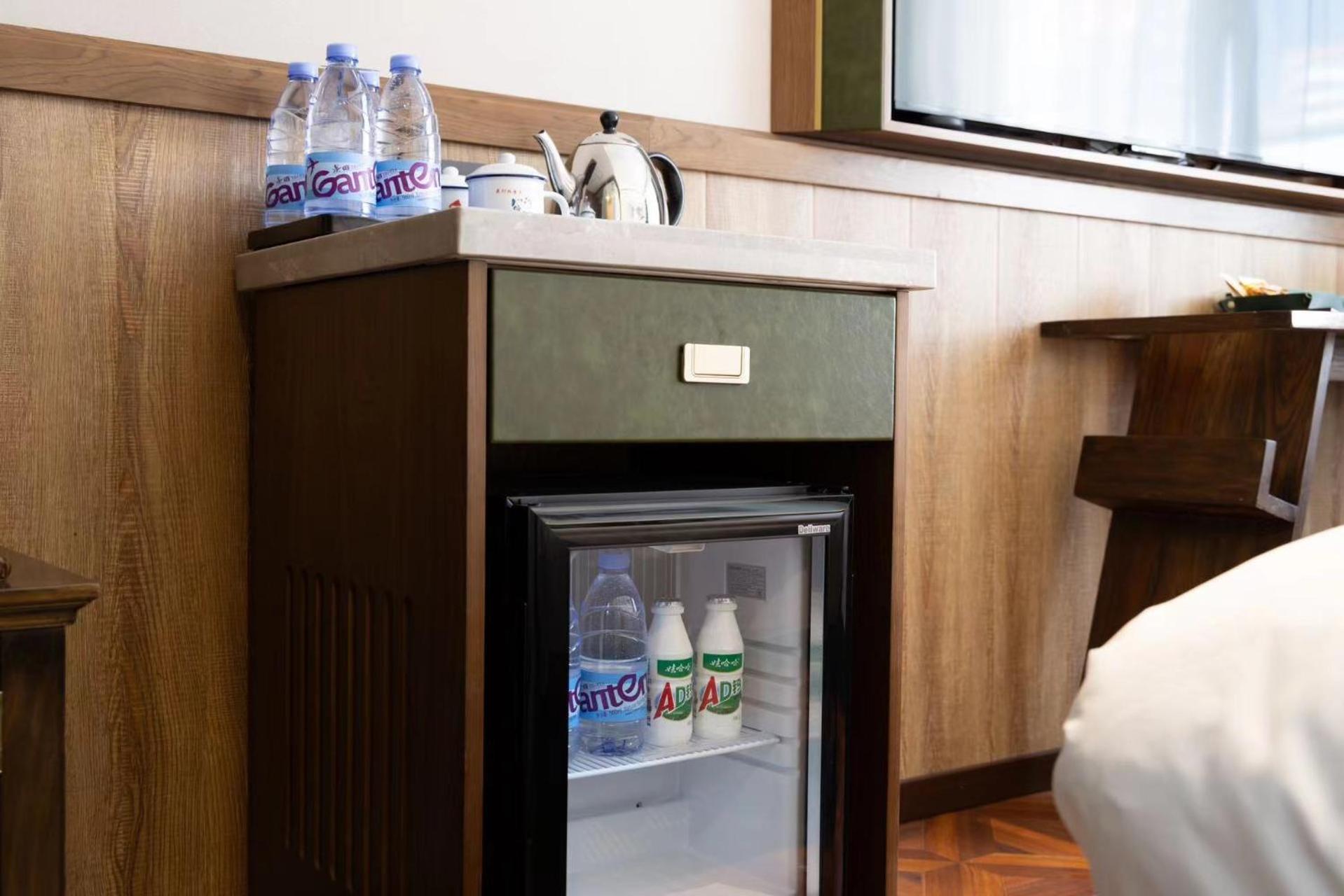 Deluxe Room,1602365147:JPEG