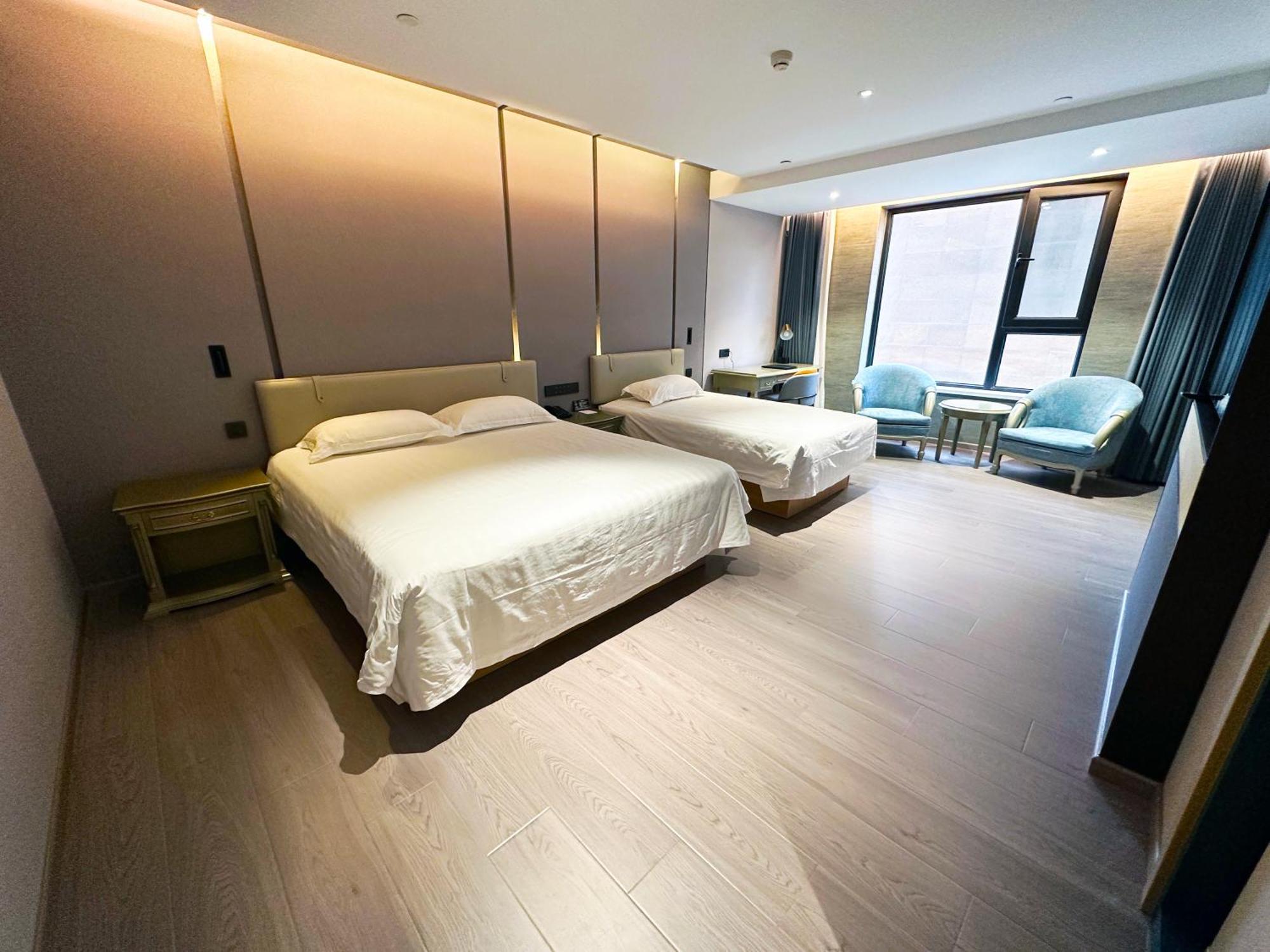 Deluxe Dreibettzimmer