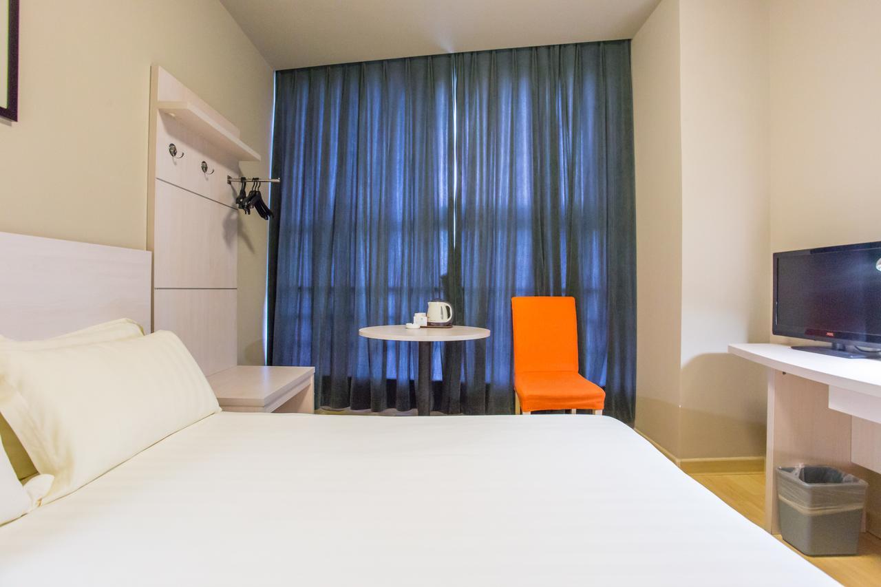 Business Double Room A