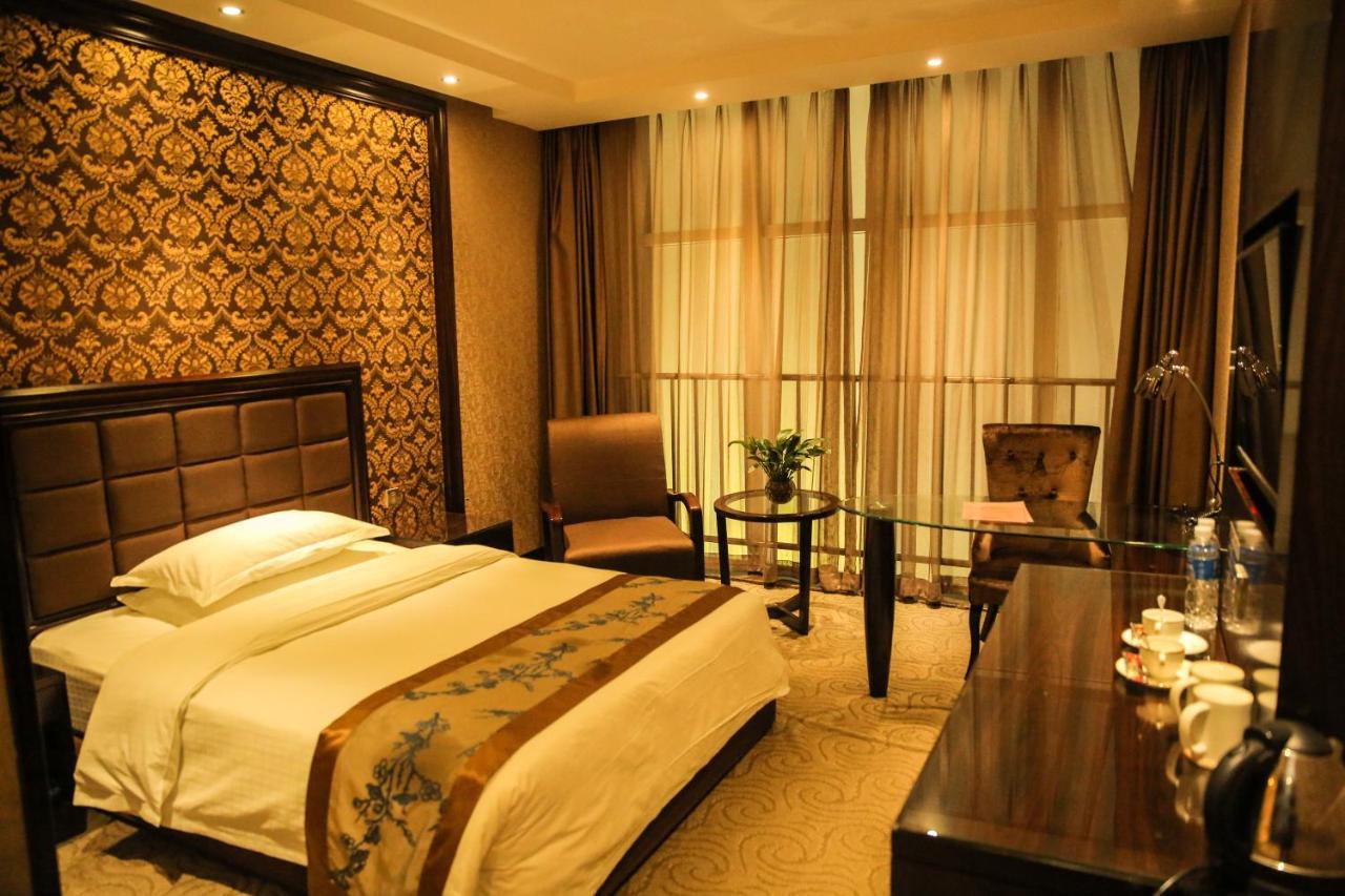 Mainland Chinese Citizen - Business King Room - Non-Smoking