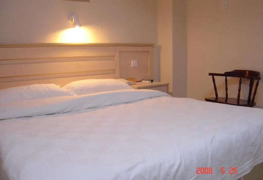 Beijing Ai Hua Hotel-1
