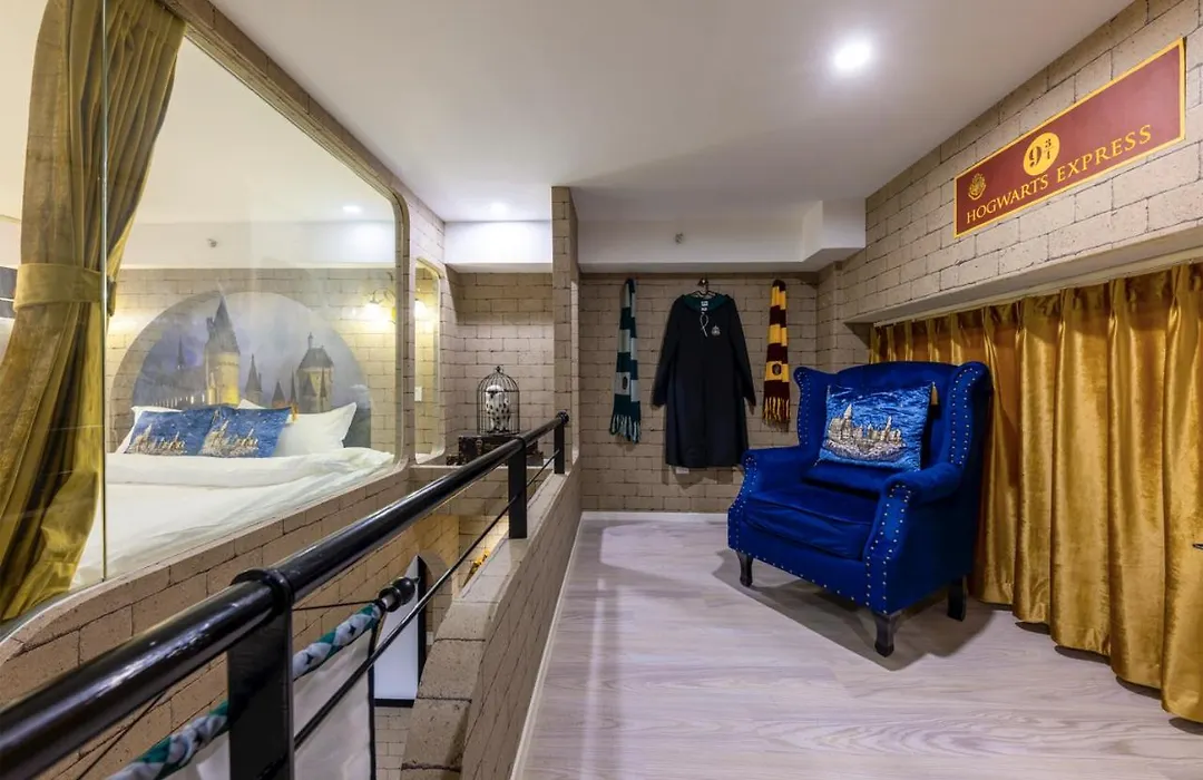 This Family Homestay-1
