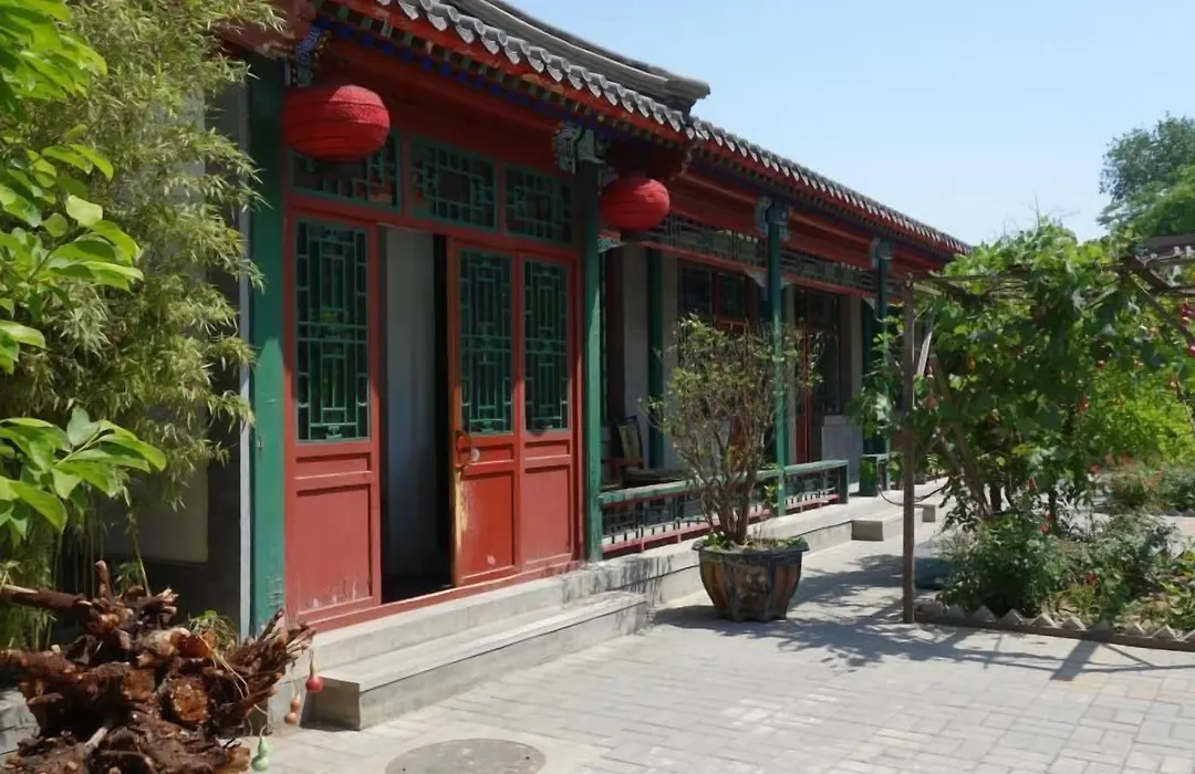 Ming Courtyard-1