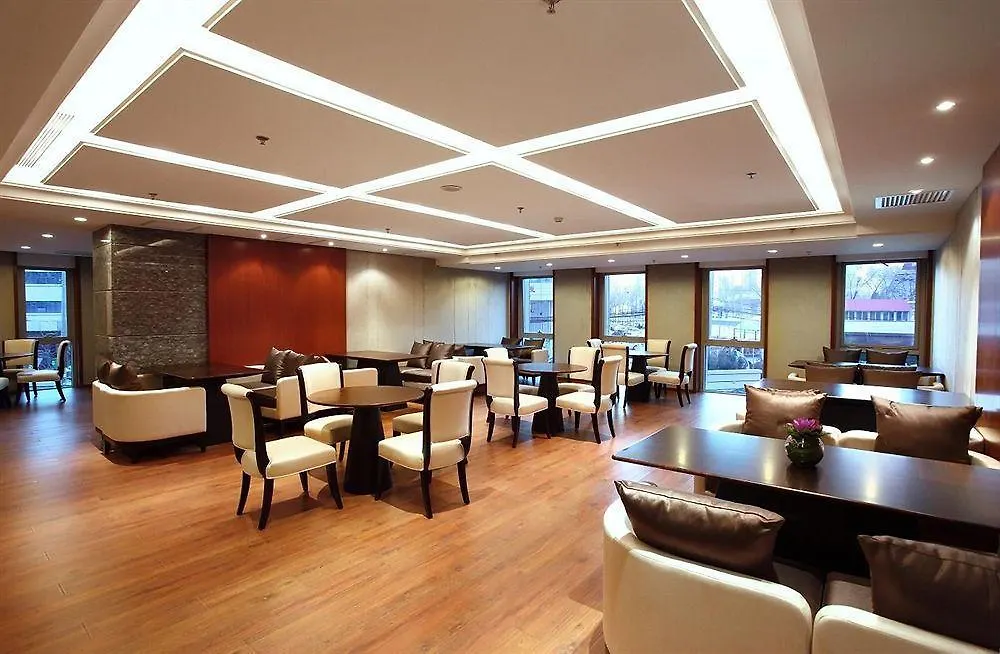 Asia Pacific Hotel-1