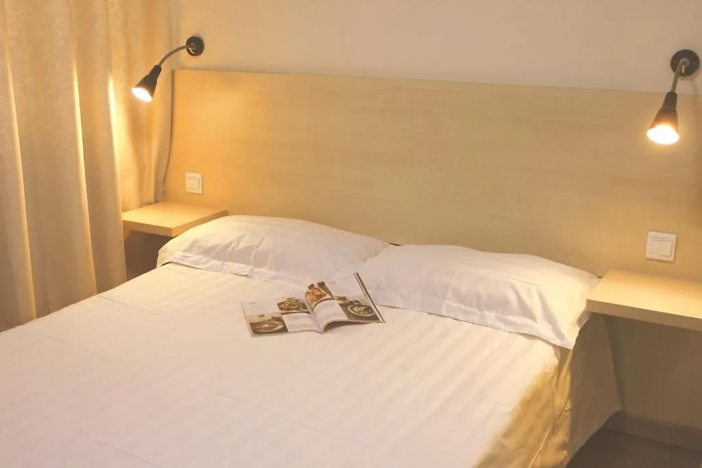 Cinderella Hotel Shifoying-1