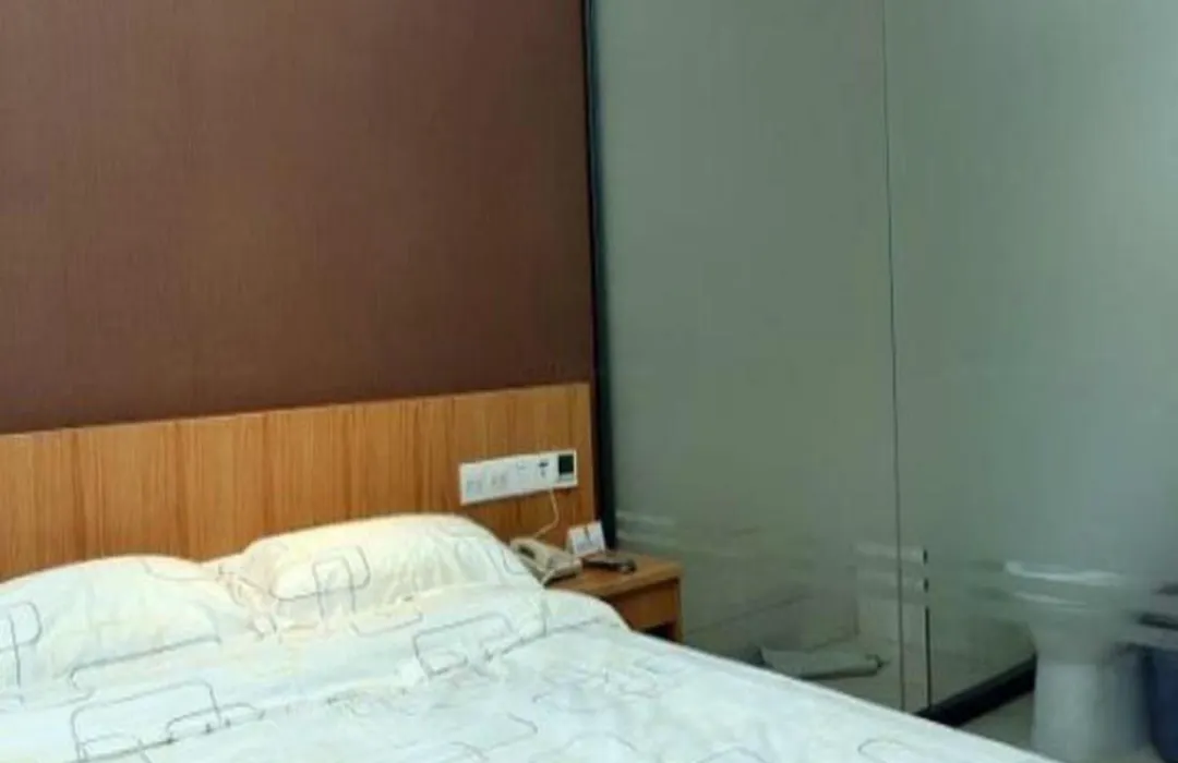 Super 8 Hotel Chaoyang Park South Dongfeng Road-1