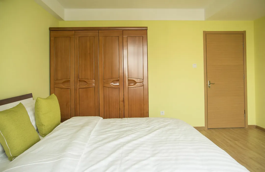 Rich & Young Apartment - Guangqumen-1
