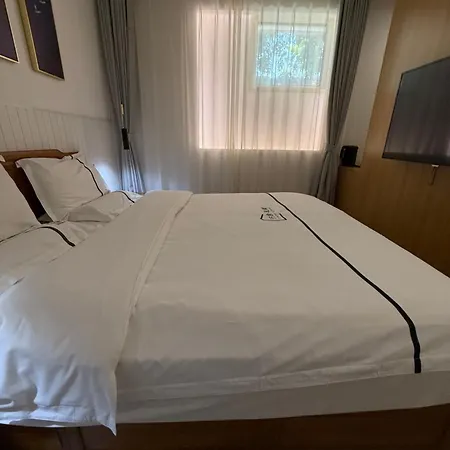 Xingshe Alley Courtyard Hotel Beijing Wangfujing Forbidden City-3