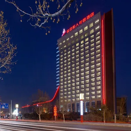 Cineaste Garden Hotel-2