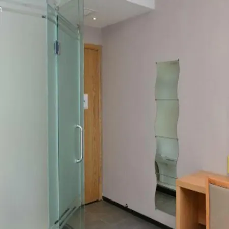 Super 8 Hotel Chaoyang Park South Dongfeng Road-2
