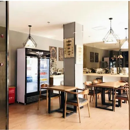 James Joyce Coffetel Beijing Gulou Street, Nanluoguxiang-2