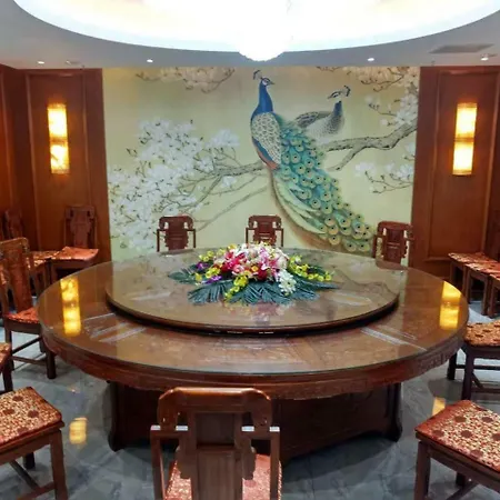 Beijing Gongmei Blue Peacock Business Hotel-2