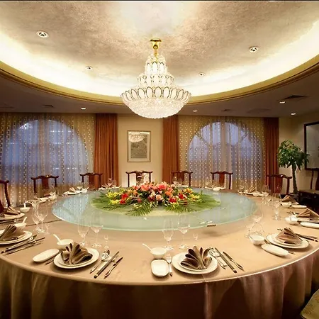Beijing Intl Business Hotel News Plaza-3